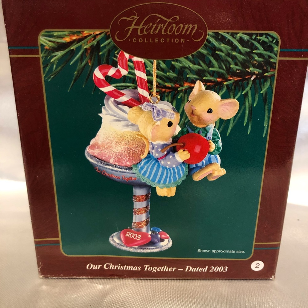 Carlton Cards Christmas Ornament